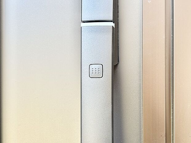 ラクラク開錠！スマートコントロールキー。