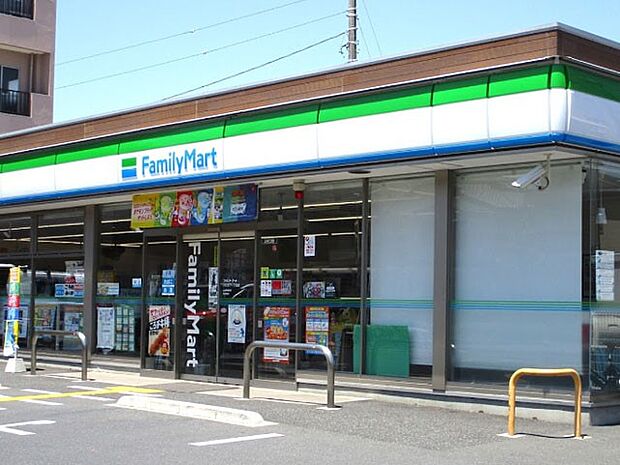コンビニ 400m ファミリーマート川口芝下一丁目店