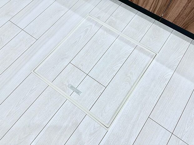 床下収納付き！日用品・非常用品の収納にも大活躍。