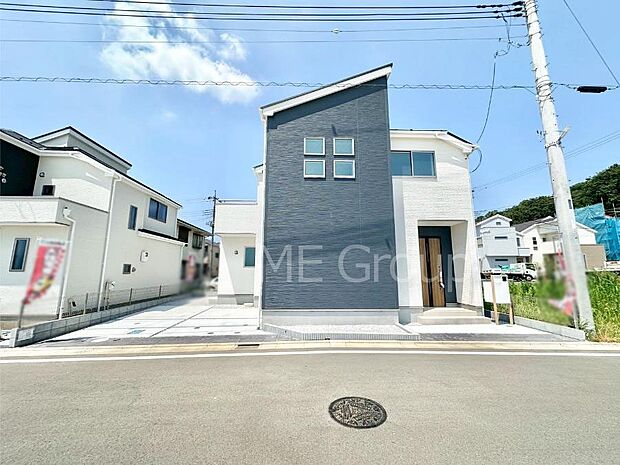 洗練された外観、上質な住空間が広がる室内は永く安心して過ごせる住居です。