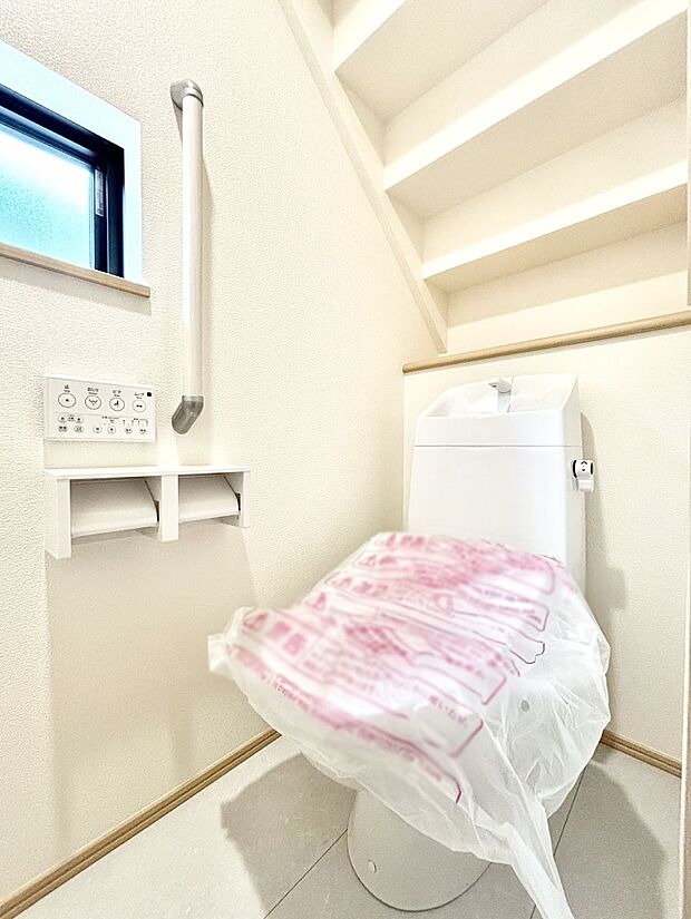 トイレは1階と2階それぞれに配置されていてとても便利です。