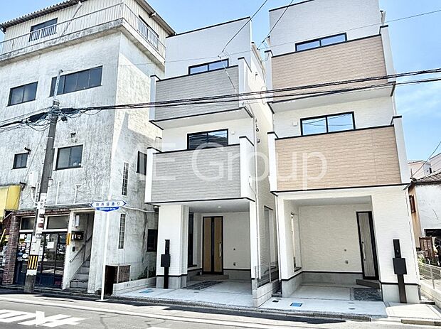上質感あふれる外観デザイン。魅力の住まいを実現。 