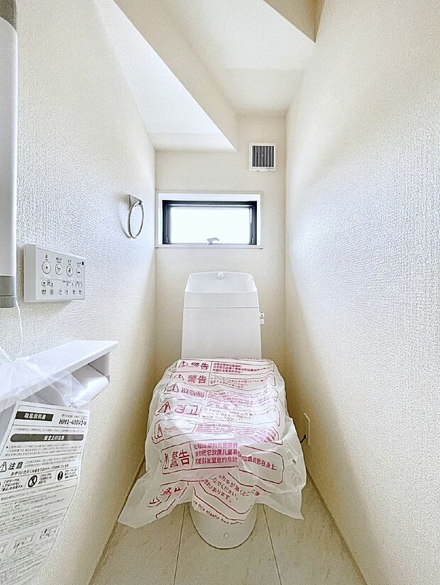 トイレは1階と2階それぞれに配置されていてとても便利です。