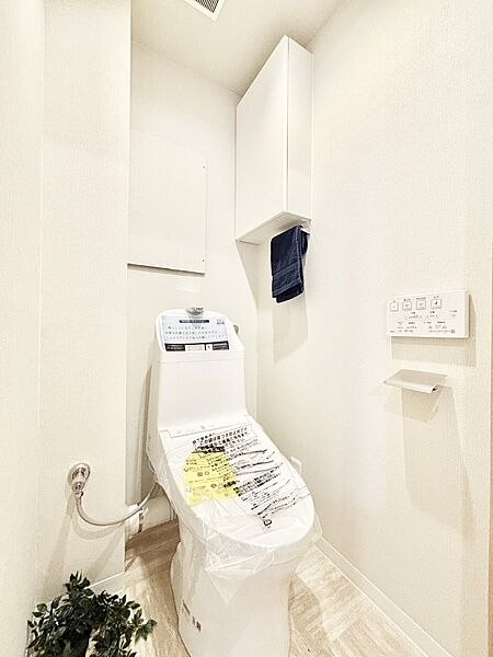 トイレは温水洗浄機能付き