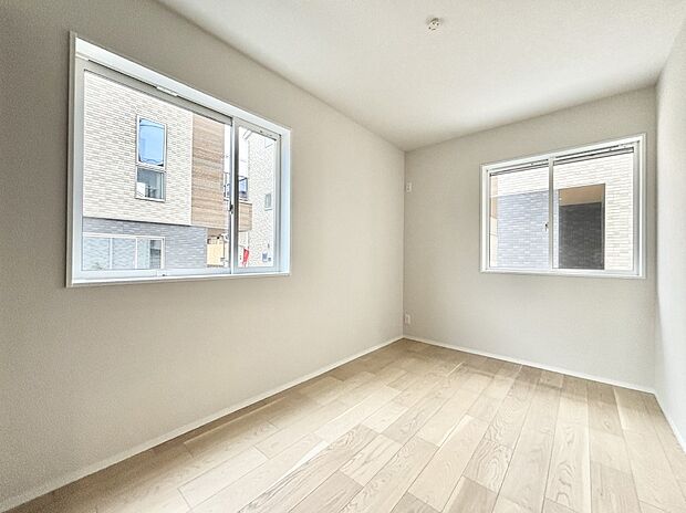 2面採光を確保した明るい空間。家族みんなが快適な暮らしを実現する設計です。