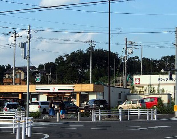 コンビニ 300m セブン-イレブン 流山西平井店