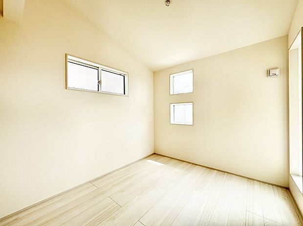 2面採光を確保した明るい空間。家族みんなが快適な暮らしを実現する設計です。