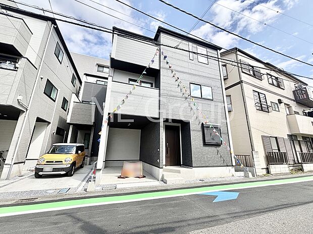たっぷりの陽光と心地よい風が舞い込む住まい