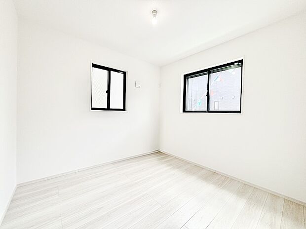 爽やかな日差しがお部屋全体を優しく包み込んでくれます