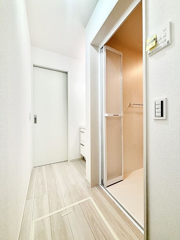 身支度もスムーズにおこなえる脱衣場　