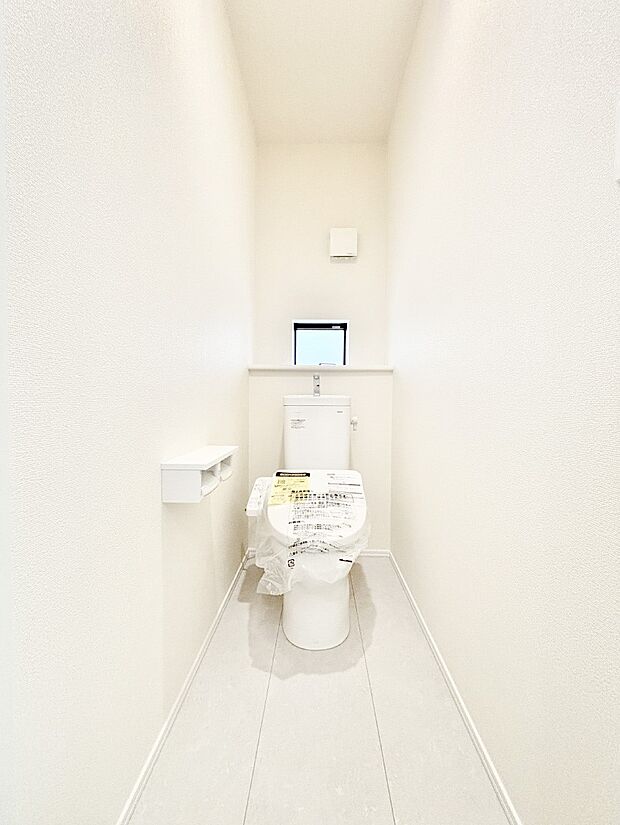 トイレは安心の2箇所!朝のバタバタも一安心です。