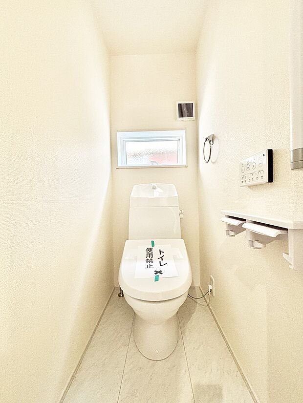 トイレは1階と2階それぞれに配置されていてとても便利です。