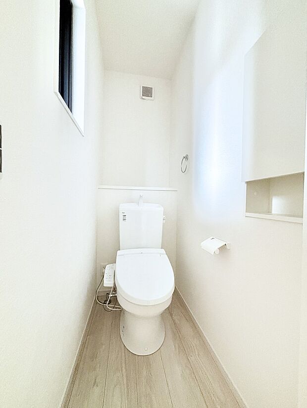 ウォシュレット付きトイレが1階と2階それぞれに配置されていてとても便利です。