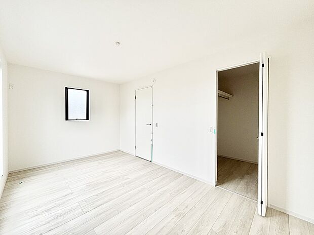 収納が充実しているので居住スペースを広々使えます