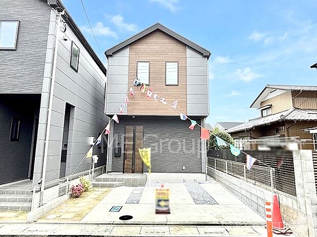洗練された外観、上質な住空間が広がる室内は永く安心して過ごせる住居です。