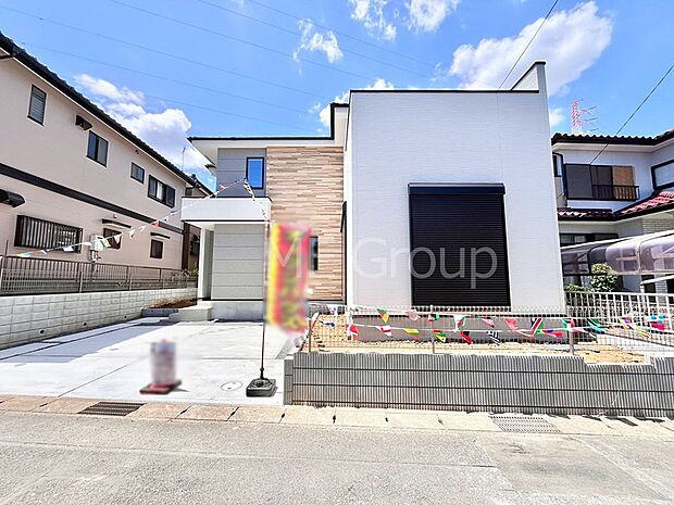 洗練された外観、上質な住空間が広がる室内は永く安心して過ごせる住居です。