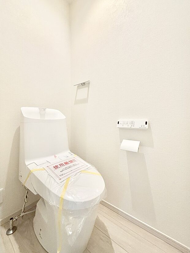 トイレは安心の2箇所!朝のバタバタも一安心です。