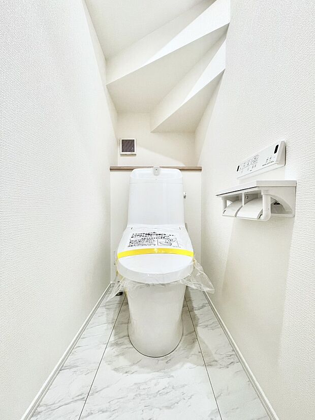 ウォシュレット付きトイレが1階と2階それぞれに配置されていてとても便利です。