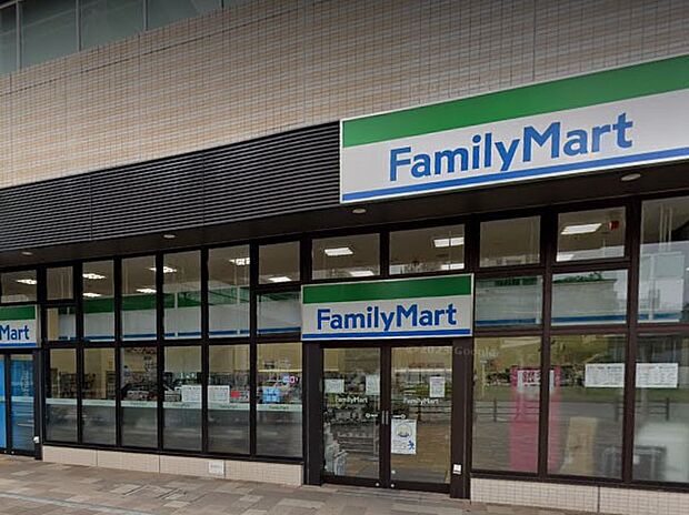 コンビニ 650m ファミリーマート 武蔵浦和マークス店