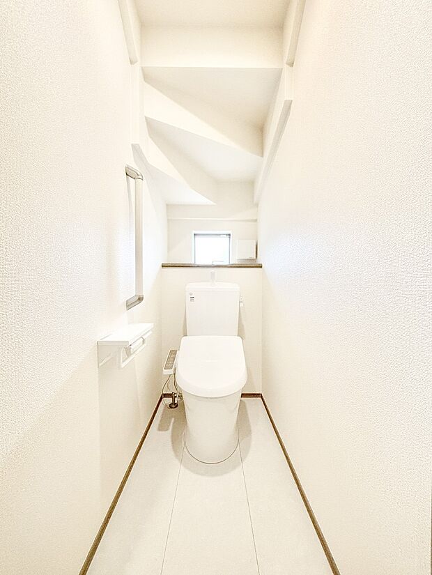 トイレは安心の2箇所!朝のバタバタも一安心です。