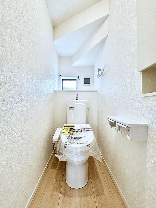 トイレは安心の2箇所!朝のバタバタも一安心です。