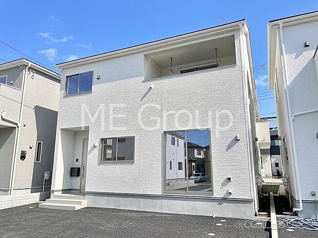 洗練された外観、上質な住空間が広がる室内は永く安心して過ごせる住居です。