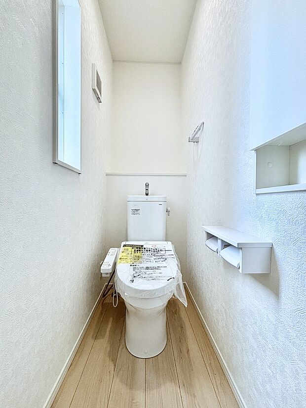 トイレは1階と2階それぞれに配置されていてとても便利です。