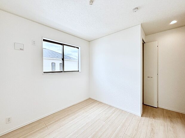 収納が充実しているので居住スペースを広々使えます