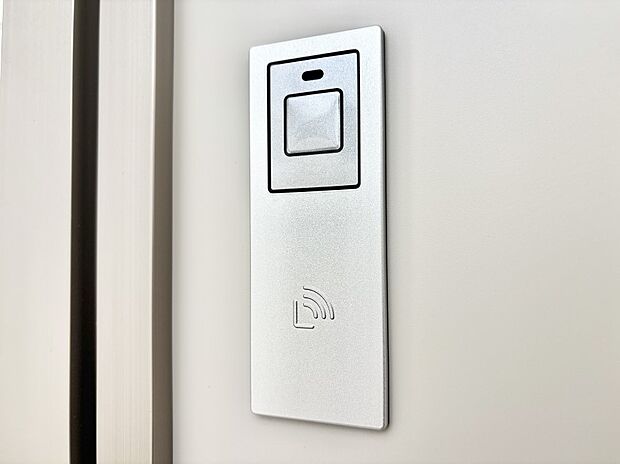 ラクラク開錠!スマートコントロールキー。