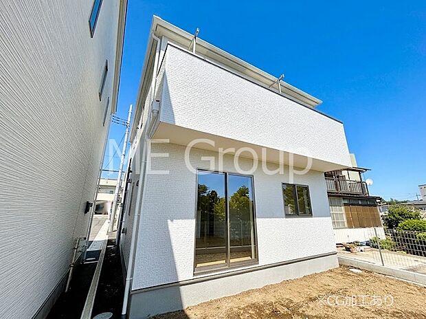 たっぷりの陽光と開放感に包まれる明るい住まい