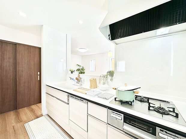 カウンター越しにお話しをしながら毎日のお料理をもっと楽しく