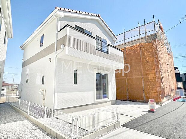 洗練された外観、上質な住空間が広がる室内は永く安心して過ごせる住居です。