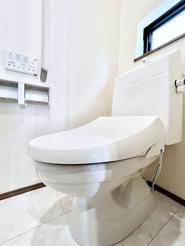 トイレは1階と2階それぞれに配置されていてとても便利です。 