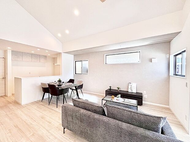 リビング階段、毎日大切な家族とコミュニケーションがとれる家族思いの間取り