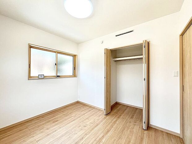 収納が充実しているので居住スペースを広々使えます