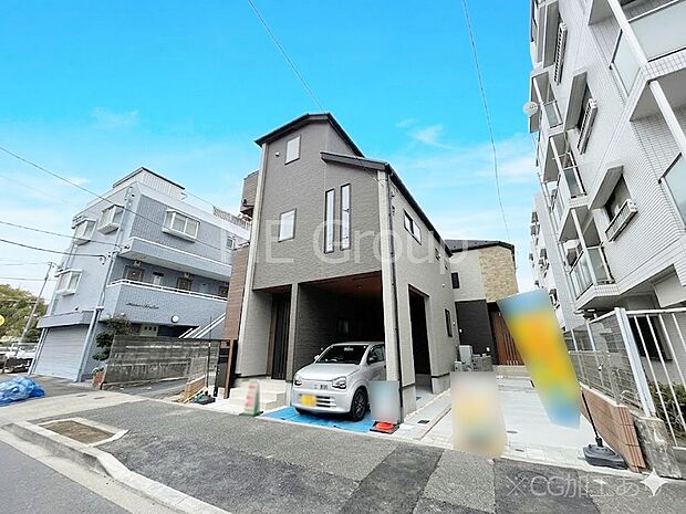 溢れる陽光でご家族の笑顔も輝く