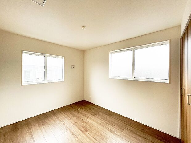 爽やかな日差しがお部屋全体を優しく包み込んでくれます