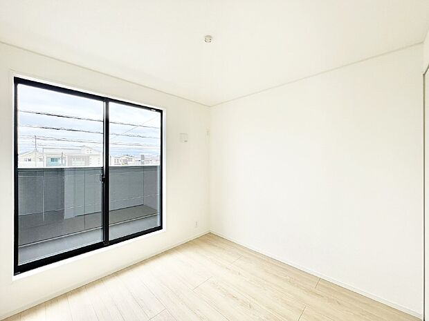 子ども部屋にぴったりの明るい空間。