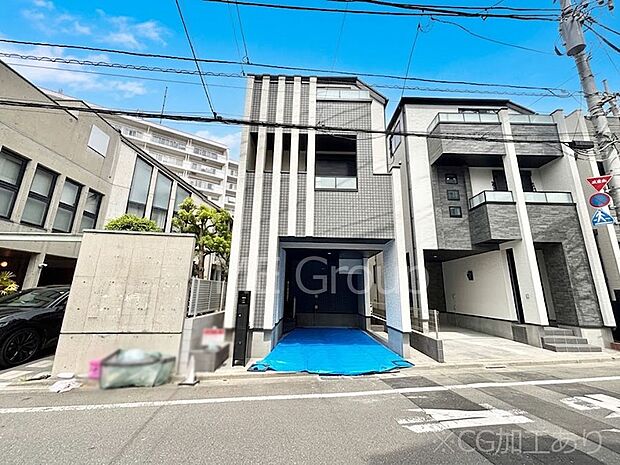 洗練された外観、上質な住空間が広がる室内は永く安心して過ごせる住居です。 