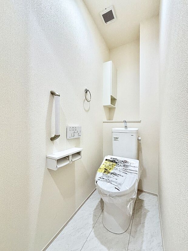 トイレは1階と2階それぞれに配置されていてとても便利です。