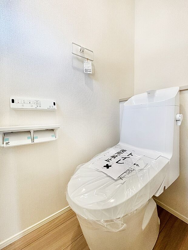 トイレは1階と2階それぞれに配置されていてとても便利です。