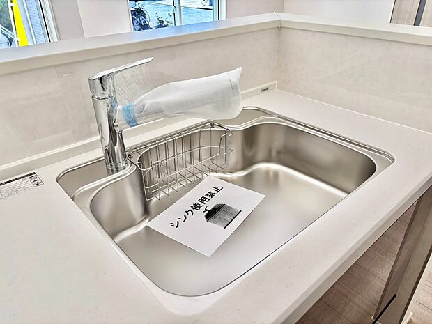 広々としたシンクでお料理やお皿洗いもラクラク快適に!