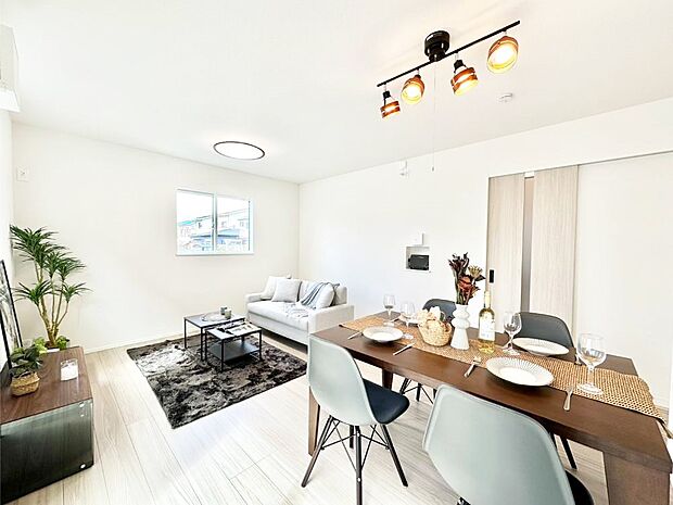 住む方の個性が引き出される、インテリアを考えるのが楽しみなリビングです