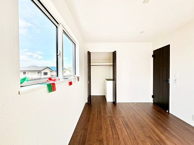 木の温もりがやさしいフローリングは安らぎをもたらす住空間