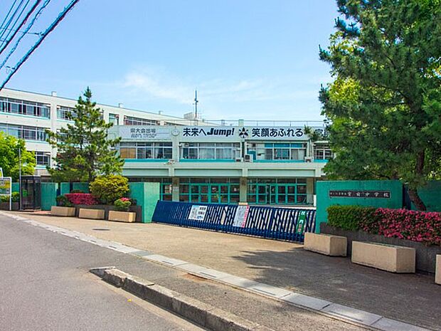 中学校 1200m さいたま市立宮前中学校
