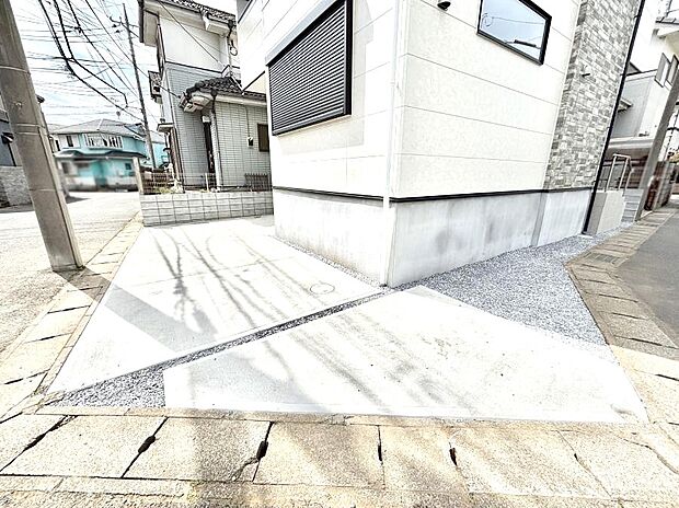 生活に欠かせない駐車スペース。