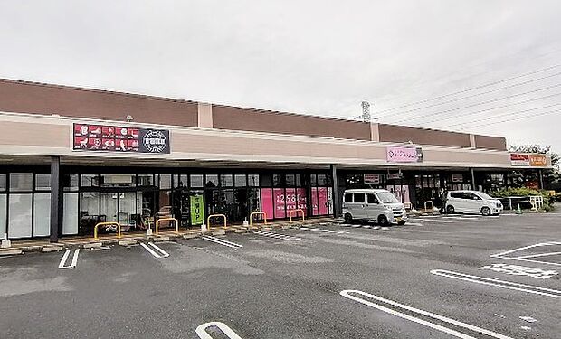 ショッピングセンター 1200m イオンタウン松ヶ崎