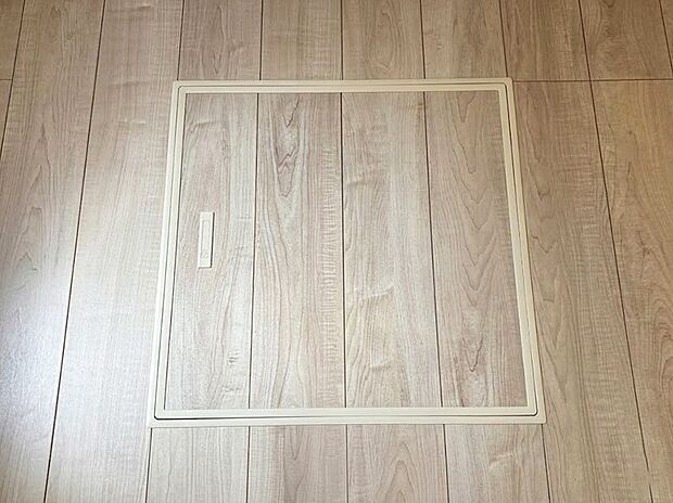 床下収納付き!日用品・非常用品の収納にも大活躍。
