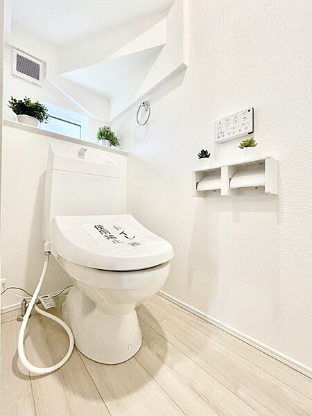 トイレは安心の2箇所！朝のバタバタも一安心です。
