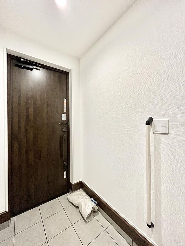 家族の帰宅やお客様をあたたかく迎える玄関